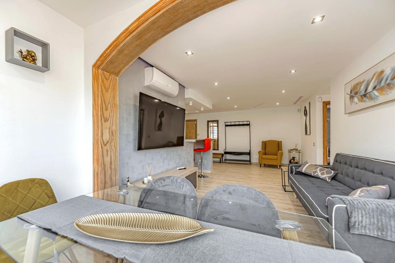 Luxury 3 Bedroom Perla Del Mar アデヘ エクステリア 写真
